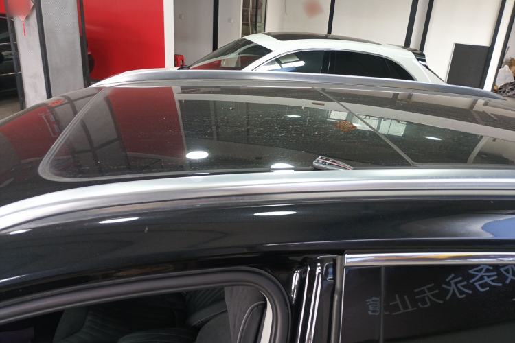 Used Hongqi HS5 2022 Facelifted Version 2.0T Smart Connect Flagship All-Wheel-Drive Edition
