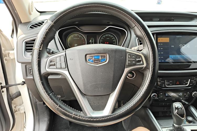 Used Geely Auto Vision X6 2016 1.3T CVT Flagship Model Steering Wheel