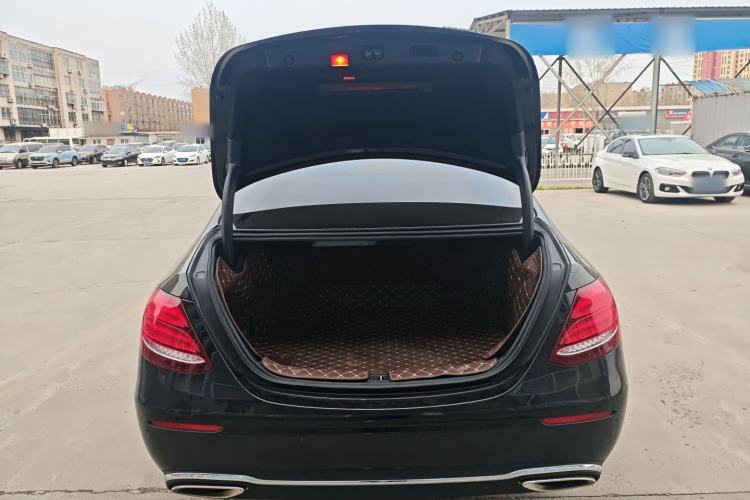 Used Mercedes-Benz E-Class 2016 E 200 L
