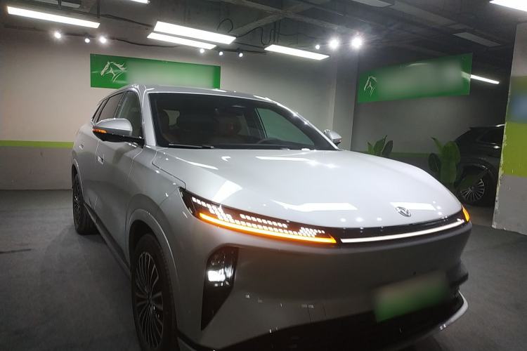 Used Dongfeng Aeolus L8 2025 Model 185KM Dream Edition
