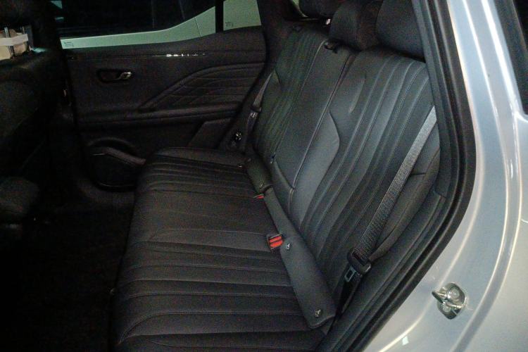 Used AION V 2024 Aion Tyrannosaurus 650 Smart Luxury Edition Left Rear Seat