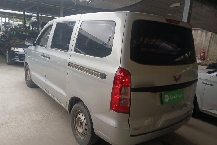 Used Wuling Hongguang V 2022 1.5L Jingqu Edition Electric-Assist LAR