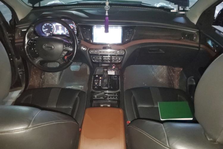 Used GAC Trumpchi GS8 2017 320T Two-Wheel Drive Luxury Smart Connectivity Version (7 Seats)