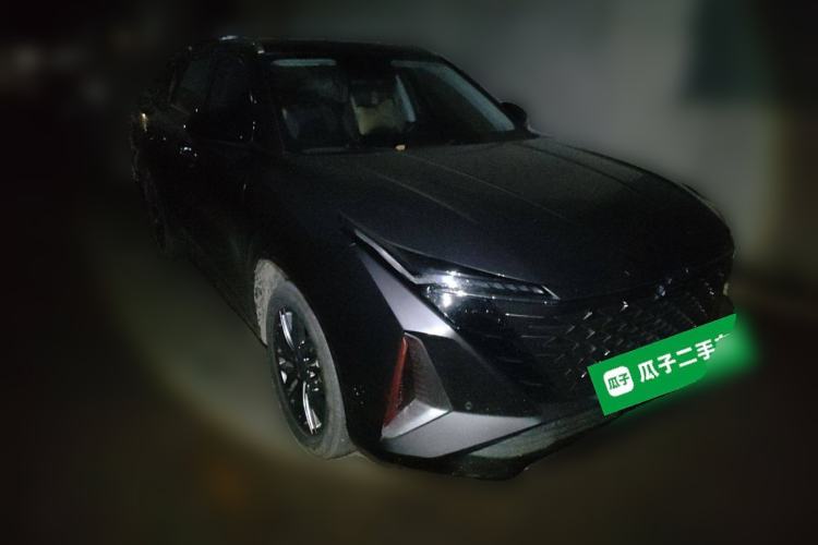 Used Oshan Z6 2022 Blue Whale 1.5T DCT Luxury Model
