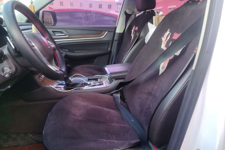Used Roewe RX8 2018 30T Smart Connectivity All-Wheel Drive Supreme Edition
