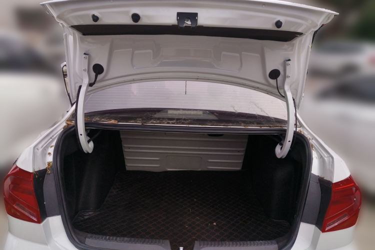 Used Volkswagen Jetta 2019 Dream Edition 1.5L Automatic Fashionable Version Trunk