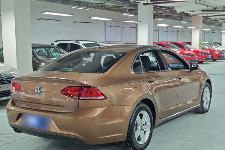 Used Volkswagen Lamando 2018 230TSI DSG Fashion Edition
