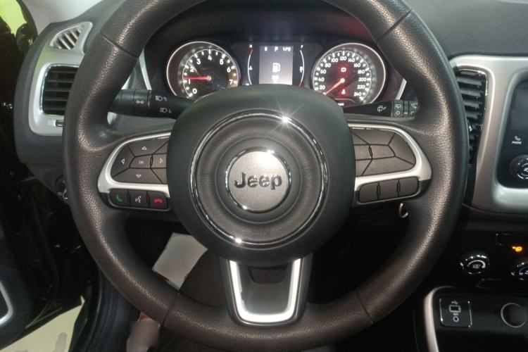 Used Jeep Compass 2017 200T Automatic Comfort Edition