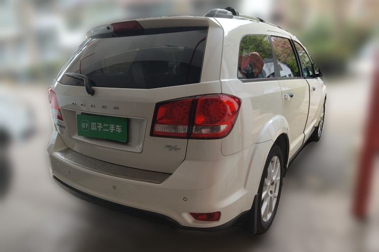 Used Dodge Journey 2013 2.4L Two-Wheel Drive Luxury Version