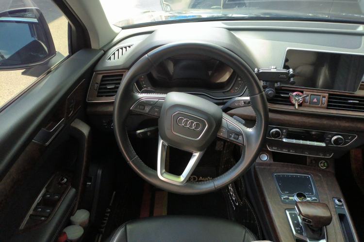 Used Audi Q5L 2020 Updated 40 TFSI Prestige Fashion Edition

