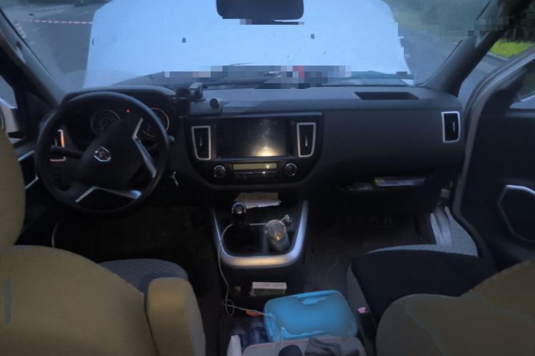 Used Jinbei Hiace King 2021 2.0L City Transport King Series Express Model Standard Top 6-Seater 1TZS
