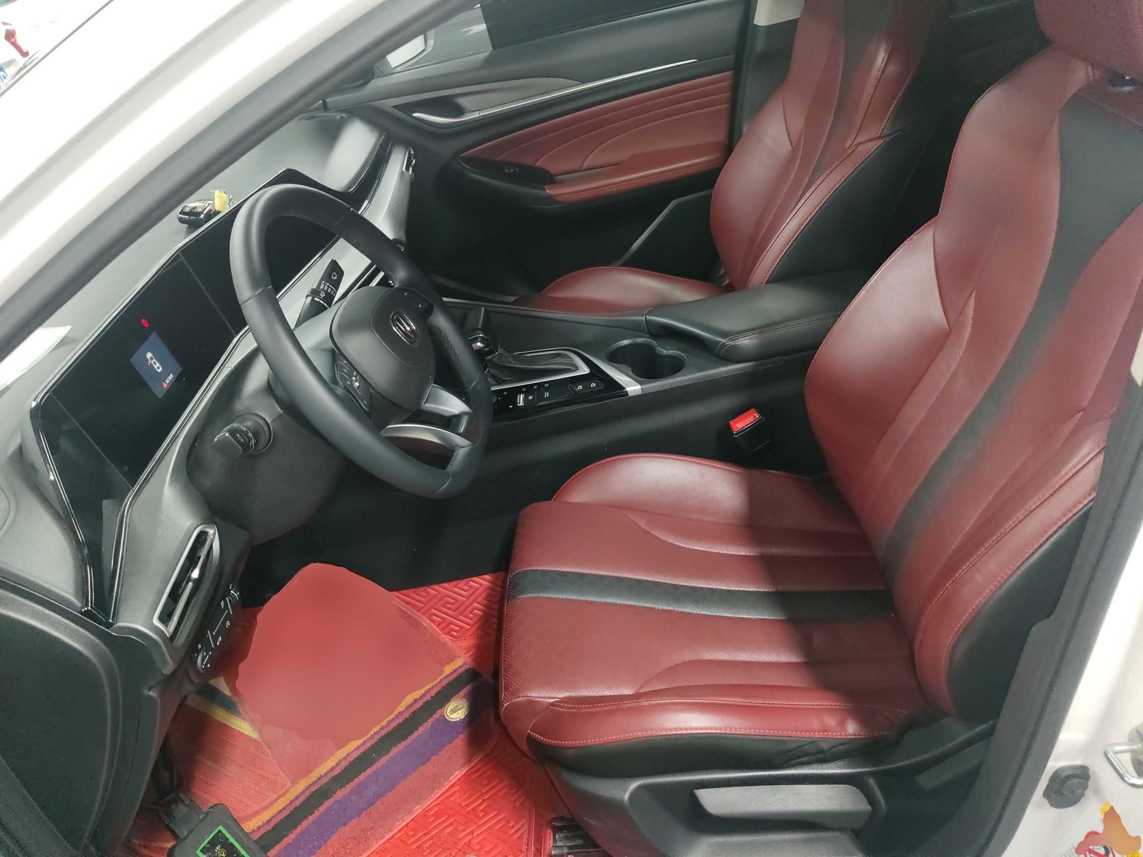 Переднее сиденье в автомобиле