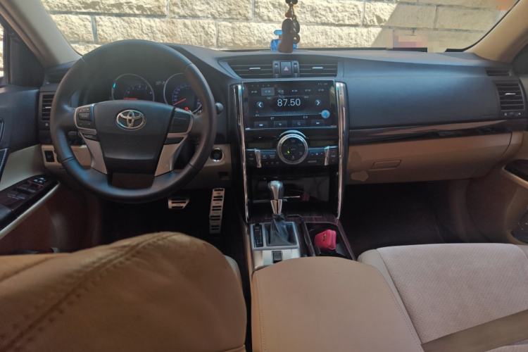 Used Toyota Reiz 2010 2.5V Fashion Elite Edition Center Console