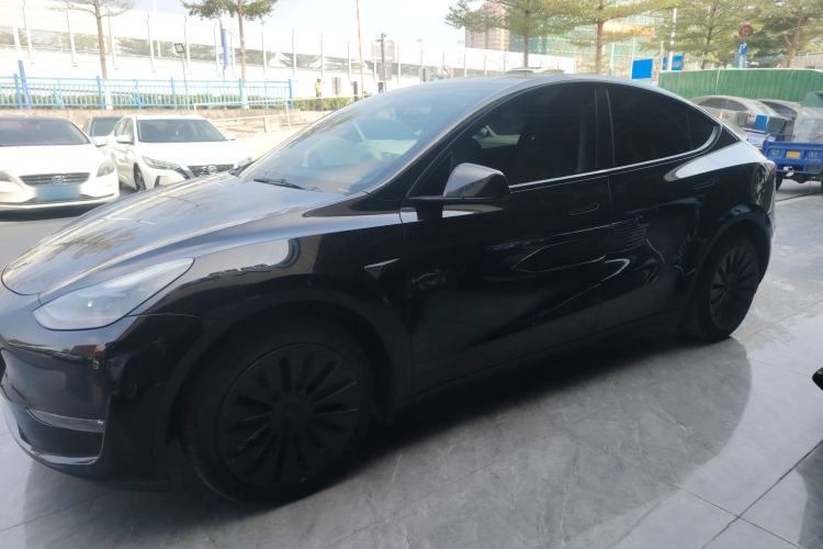 Used Tesla Model Y 2021 Standard Range Rear-Wheel Drive Version
