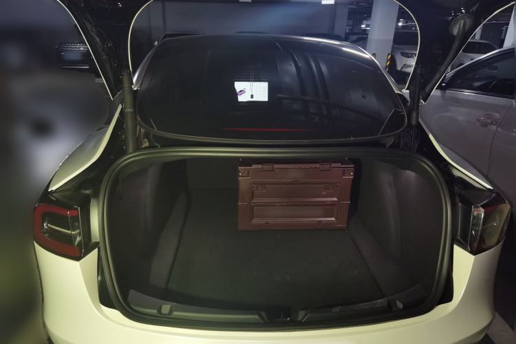 Used Tesla Model 3 2022 Rear-Wheel-Drive Version Trunk