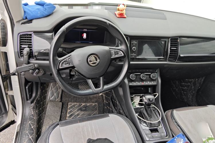 Used Skoda Kodiaq 2019 Facelifted TSI330 5-Seater Two-Wheel-Drive Luxury Enjoyment Edition China VI Standard
