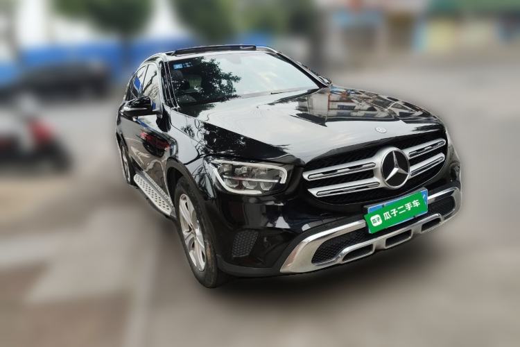 Used Mercedes-Benz GLC 2020 GLC 260 L 4MATIC Dynamic Model Front Right 45 Deg