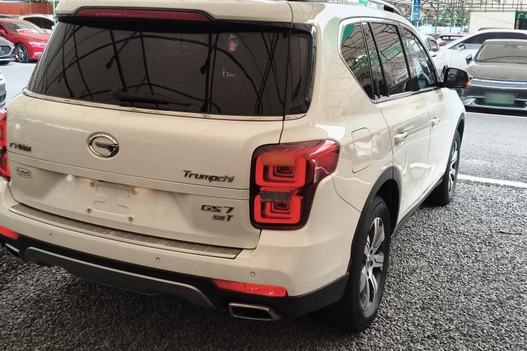 Used GAC Trumpchi GS7 2017 320T Two-Wheel-Drive Luxury Smart Connectivity Model Rear Right 45 Deg