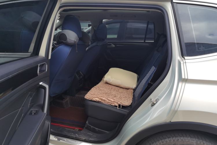 Used Volkswagen Tiguan L 2022 330TSI Automatic Two-Wheel Drive Smart Edition Left Rear Seat