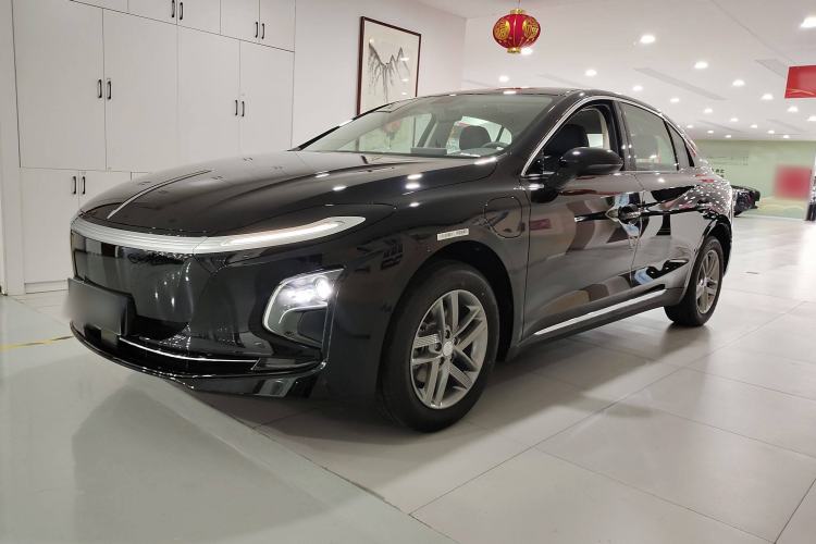 Used Hongqi E-QM5 2025 500km Range Commuter Version