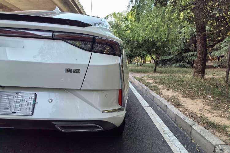 Used Dongfeng Aeolus Yixuan 2021 230T Automatic Glory Edition