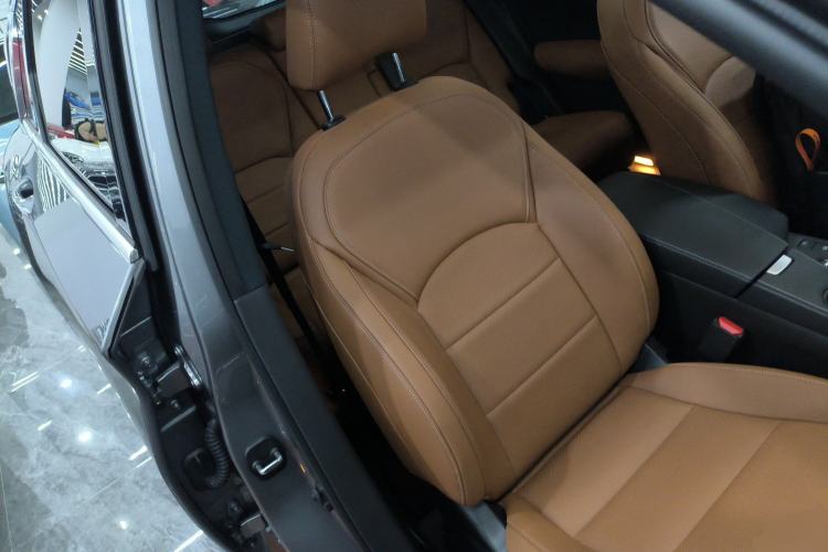 Used Infiniti QX50 2026 Model 2.0T Two-Wheel-Drive Navigation Edition
