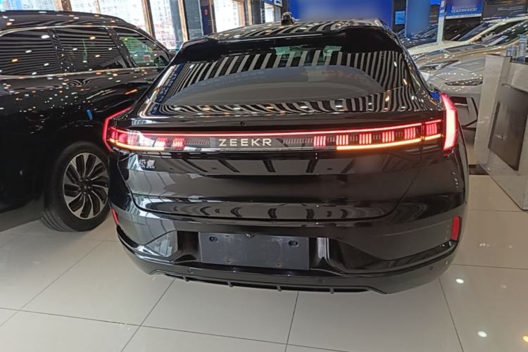 Used Zeekr 001 2023 WE Edition 86 kWh
