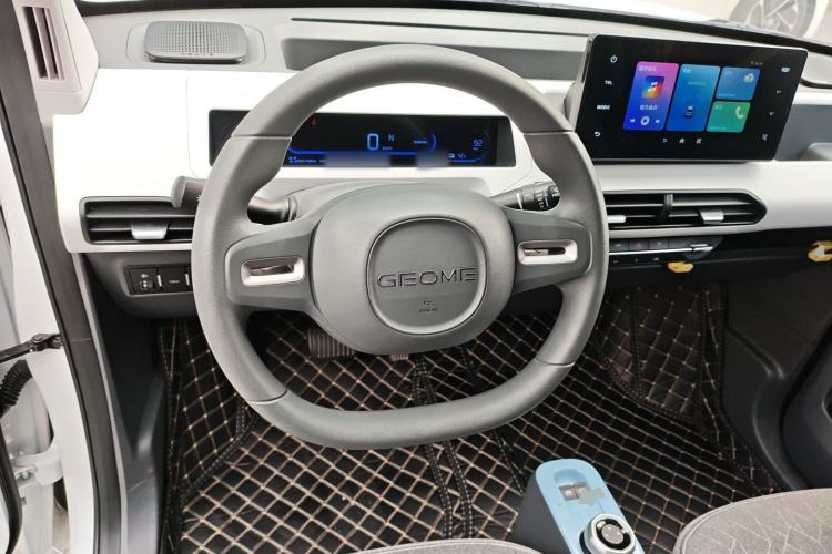 Used Geely Galaxy Panda 2025 210 km – Yuanqi Bear
