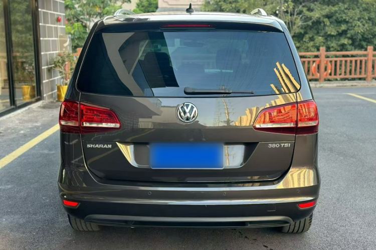 Used Volkswagen Sharan 2018 380TSI Comfort Edition 7-Seater
