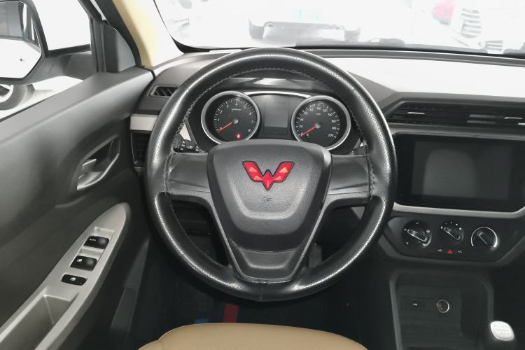 Used Wuling Hongguang 2021 1.5L S Comfort Edition LAR