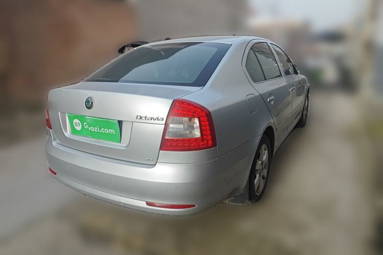 Used Skoda Octavia 2010 2.0L Manual Yijun Edition