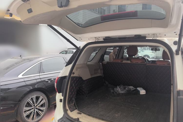 Used Ford Everest 2017 2.0T Gasoline Automatic 4x4 Elite Edition 5 Seats Trunk