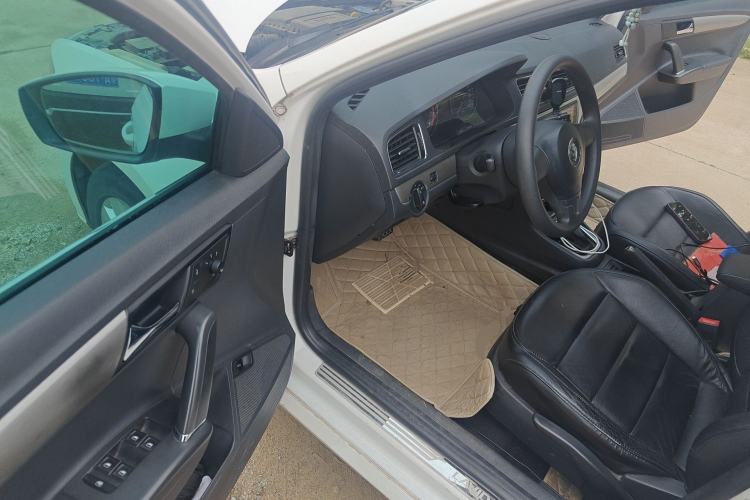 Used Volkswagen Lavida 2013 Restyled Classic 1.6L Automatic Comfort Edition
