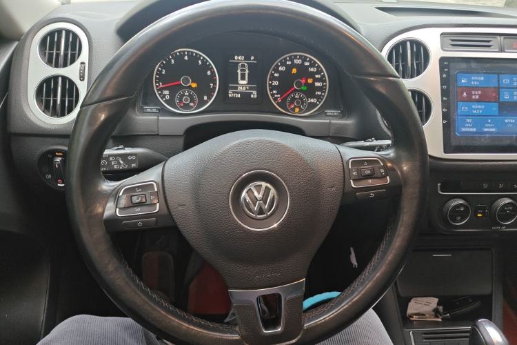 Used Volkswagen Tiguan 2017 300TSI Automatic Two-Wheel Drive Silk Road Comfort Edition Steering Wheel