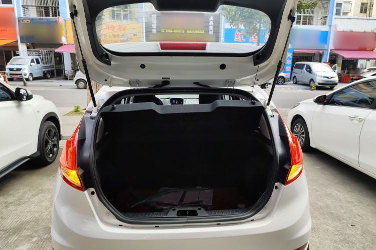 Used Ford Fiesta 2013 Hatchback 1.5L Automatic Fashion Edition