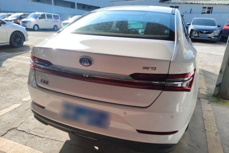 Used BYD Qin Pro 2019 Super Edition 1.5TI Manual Smart Connect Powerful Model China VI Standard
