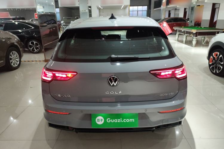 Used Volkswagen Golf 2025 Facelift 300TSI R-Line Rear