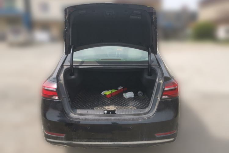 Used Roewe e950 2017 50T Hybrid Connected Executive Edition