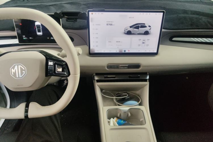 Used MG 4 EV 2026 Model 437 Composed Edition Center Console