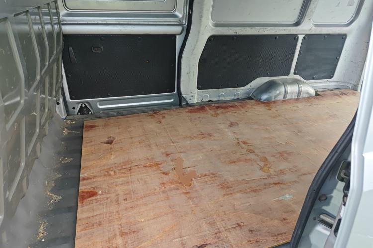 Used Wuling EV50 2022 Affordable Model Anchi with 35.904 kWh
