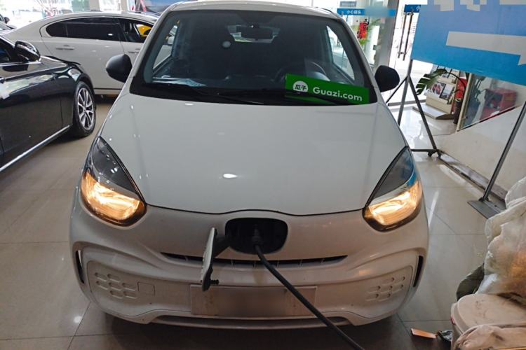 Used Roewe Clever 2022 311km QiQi BoBo Edition Front