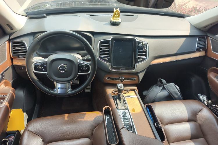 Used Volvo XC90 2019 T6 Zhiyi Edition 7-Seater China V Emission Standard