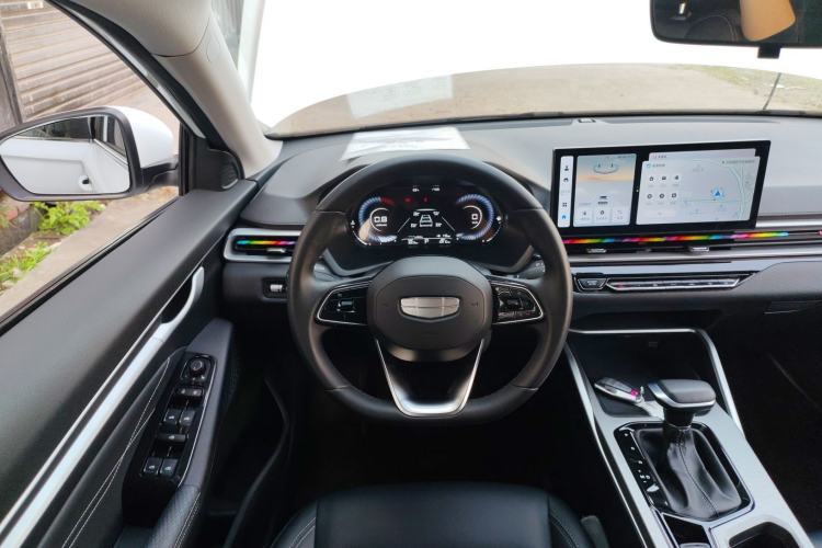 Used Geely Auto Emgrand 2025 4th Generation 1.5L CVT Luxury Version
