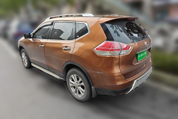 Used Nissan X-Trail 2015 2.0L CVT Comfort MAX Edition 2WD
