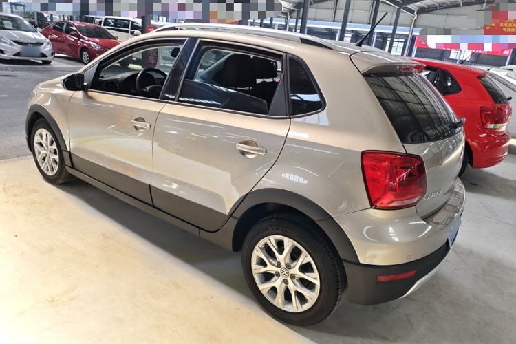 Used Volkswagen Polo 2014 1.6L Cross Polo Automatic
