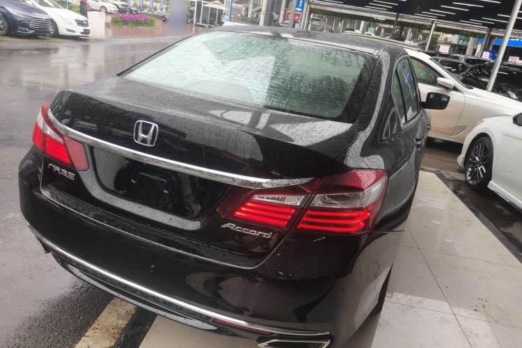 Used Honda Accord 2016 2.0L Comfort Edition
