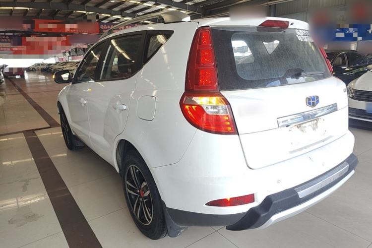 Used Geely Auto GX7 2015 Sports Edition 2.0L Automatic Luxury Upgrade Version China V Standard