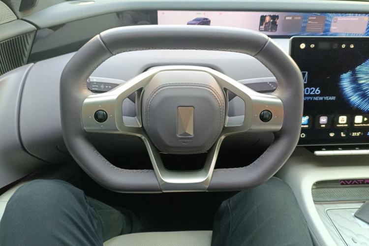 Used Avatr 12 2024 700 Three-Laser Rear-Wheel Drive Luxury Edition Steering Wheel