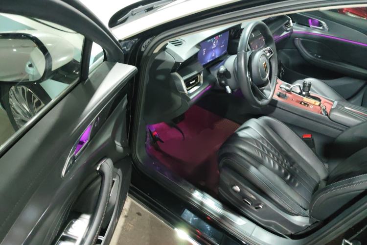 Used Hongqi H5 2023 2.0T Automatic Smart Connect Flagship Edition
