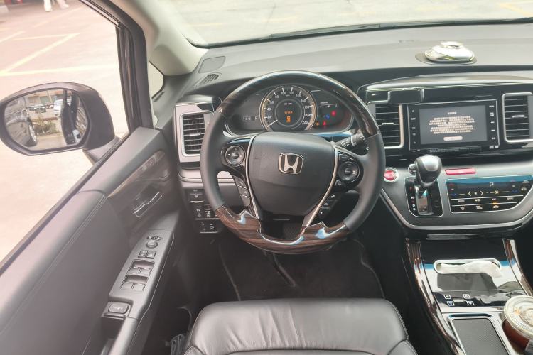 Used Honda Elysion 2016 2.4L Supreme Edition Steering Wheel